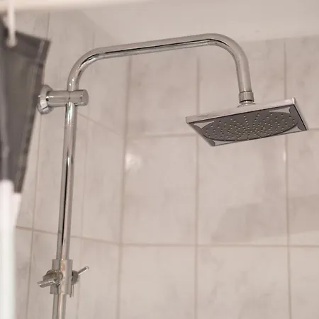 Cruwzo I With Garden Elberfeld